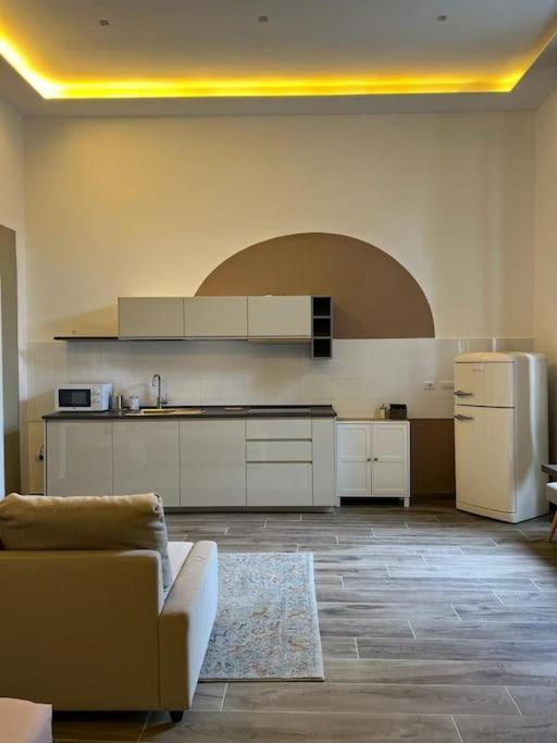 Centralissimo E Silenzioso Naples Extérieur photo
